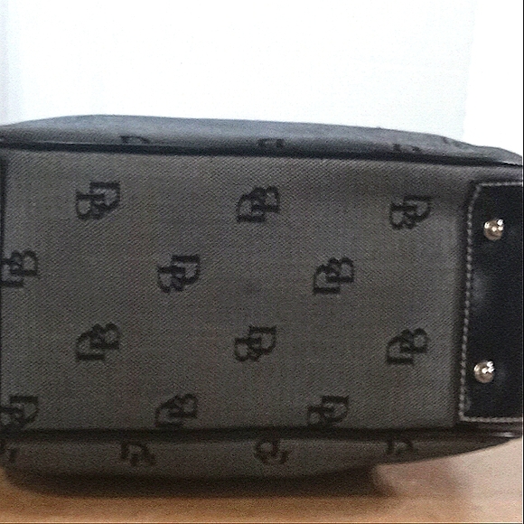 Dooney & Bourke Purse - Picture 10 of 12